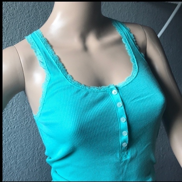 *SOLD* Victoria’s Secret scoop neck sleeveless Henley  teal ribbed tank top sma… - Picture 2 of 16
